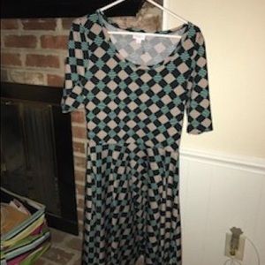 LuLaRoe Nicole Dress. Size L.